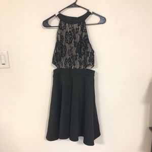 Beautiful Highneck Flare dress